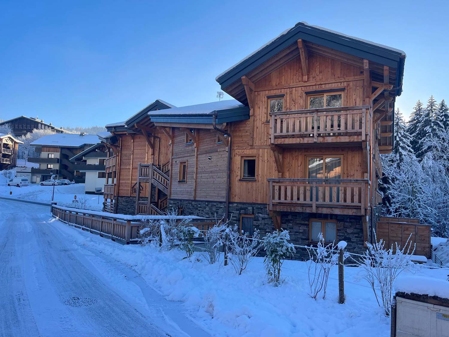 Chalet en bois réalisé par TROMBERT & CIE en Haute-Savoie